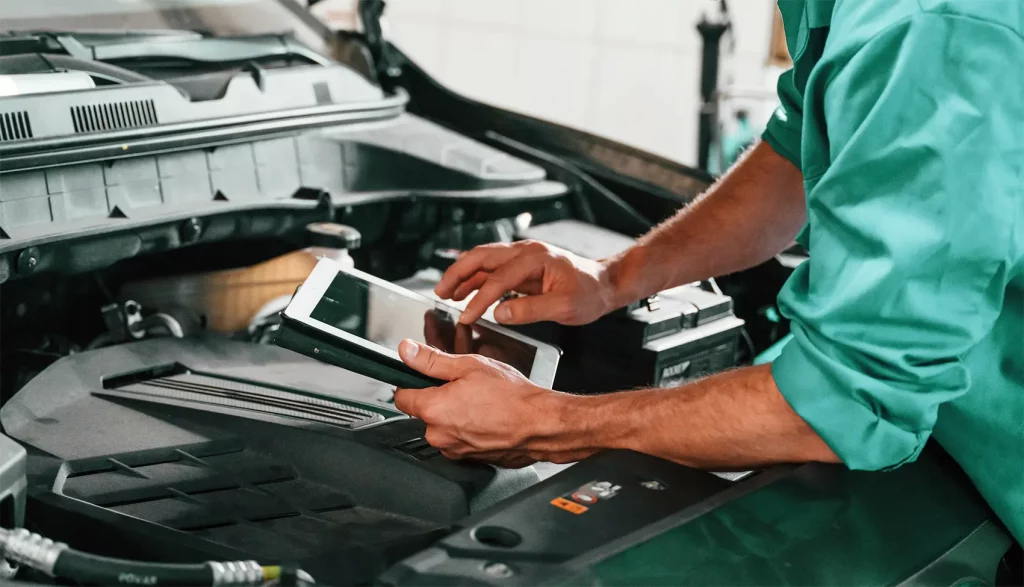 Vehicle data analytics visualised as connected vehicle insights for OEM decision making"